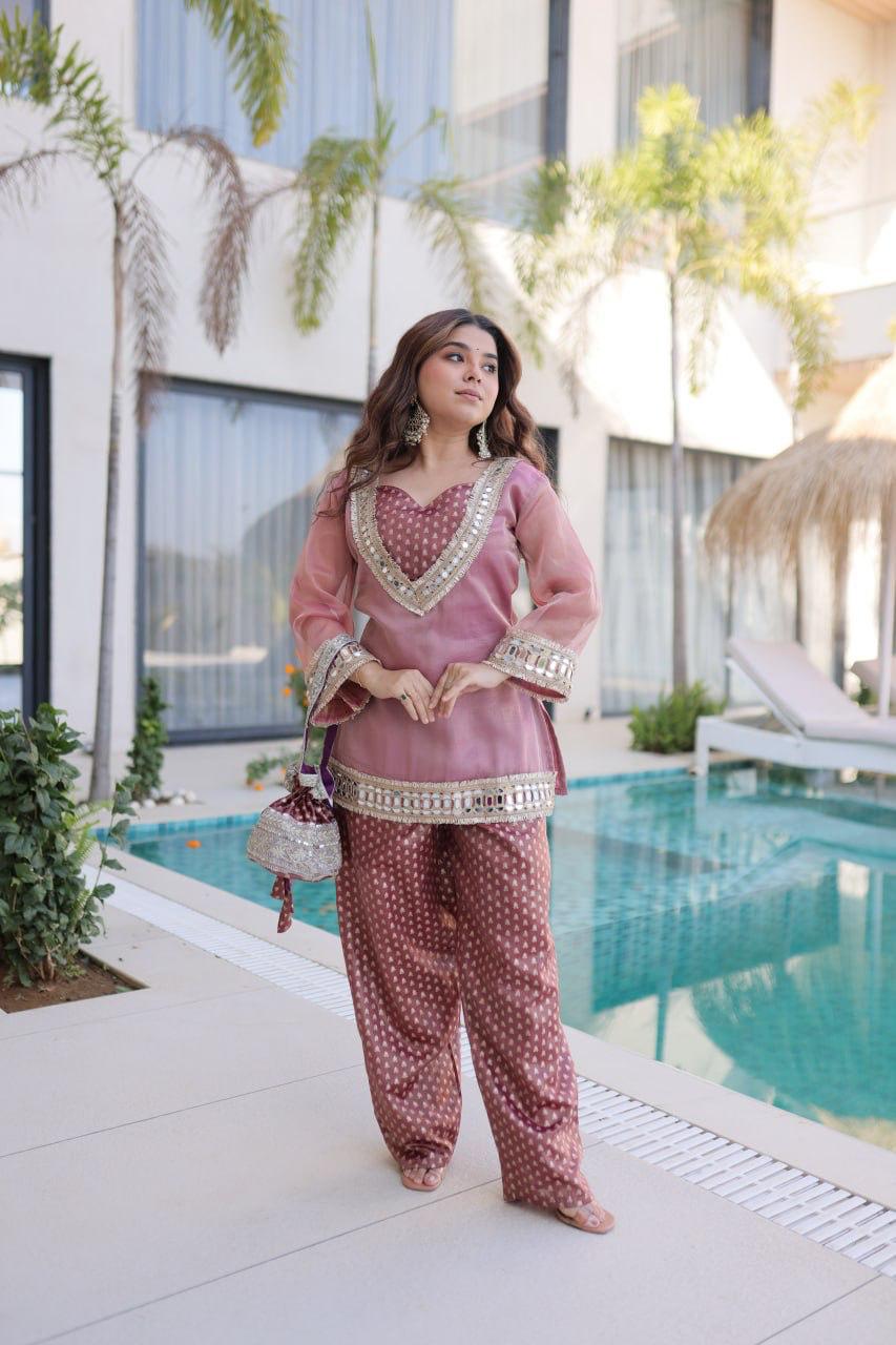 Elegant Readymade Top-Pant Set with Batwa